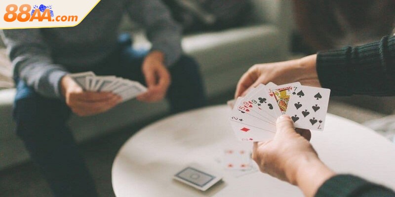 Cách Chơi Bài Tiến Lên Miền Nam Lột Sạch Túi Mọi Đối Thủ 2 Bài tiến lên có từ 2 đến 4 người chơi và dùng bộ bài 52 lá